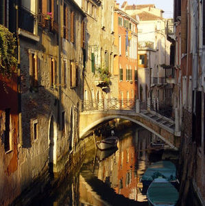 Meet your Posher, Denise